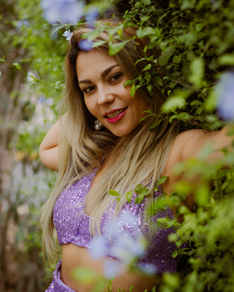 modelo paris flores sonrisa